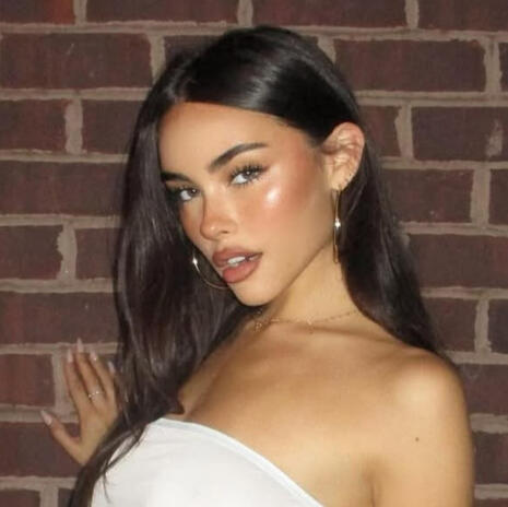 brianna cooper-elordi / close friend